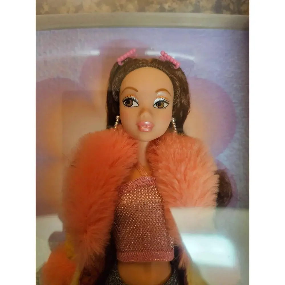 New! Barbie Signature‎ My Scene Collector Chelsea Doll Y2K-Inspired Outfit HYC19